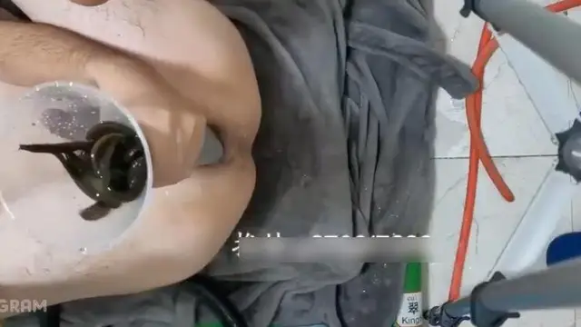 ？？？肛門裡面塞幾十個泥鰍