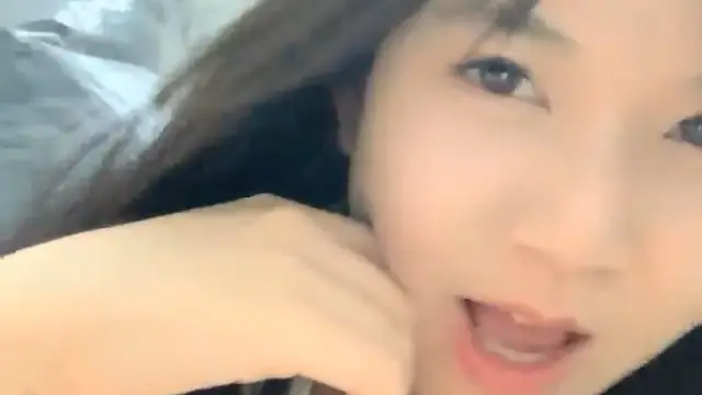 [直播] 新人 校花小妹妹下海 【波妞澀澀】扒穴特寫 好粉好水靈 自己在閨房裡 害羞的給大哥們看